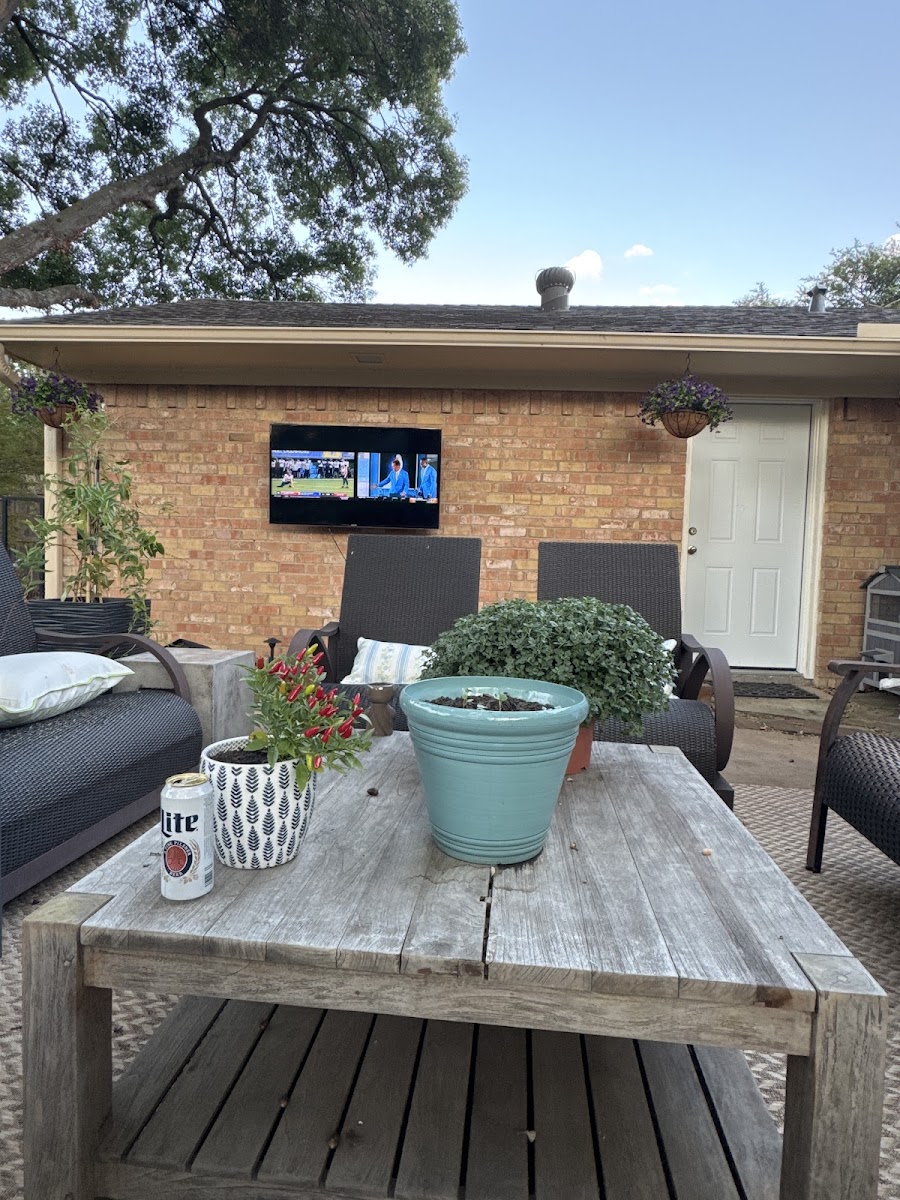 Neighborhood Tech - TV Mounting Service Dallas